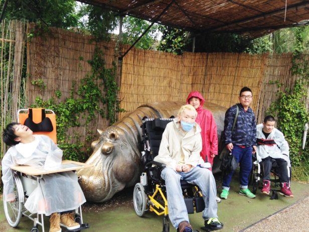天王寺動物園のかばと