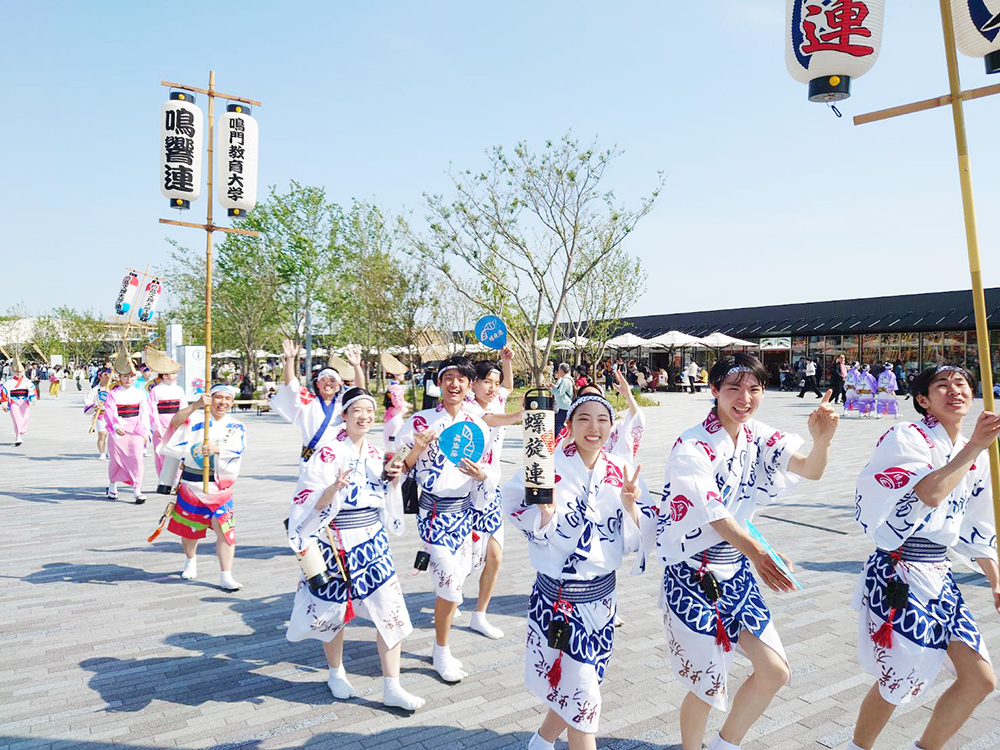 万博　阿波踊り